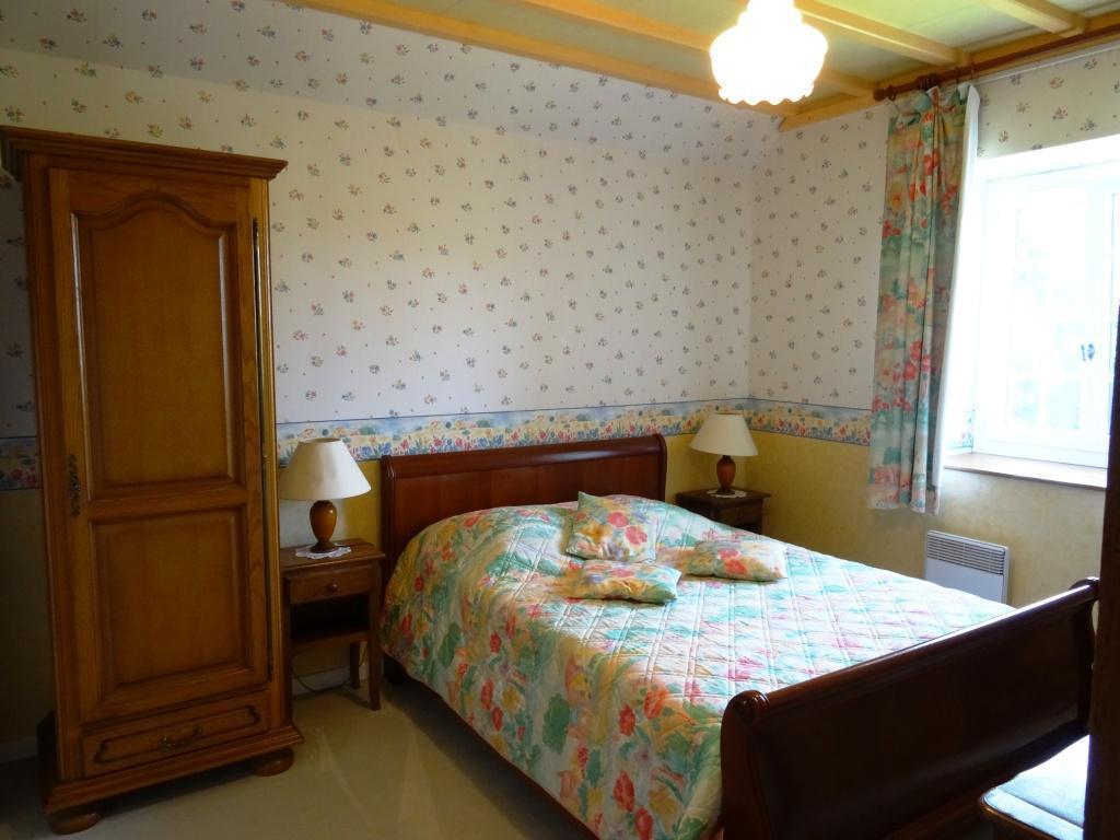 La Clef Des Champs La Roche-en-Brenil Room photo